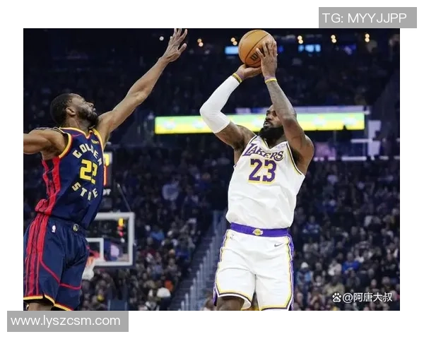 勇士与爵士精彩对决回放NBA直播全程回顾与精彩瞬间分析