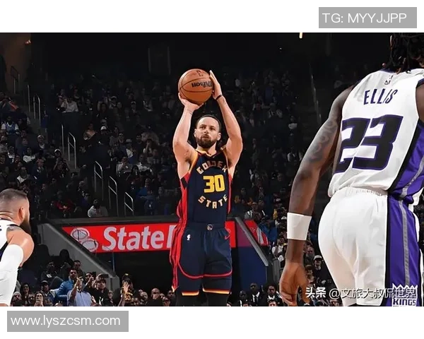 库里三分球总数突破四千大关成为历史第一人再创辉煌成就 库里三分球总数突破四千大关成为历史第一人再创辉煌成就