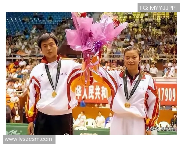 张怡宁与杨影乒乓球巅峰对决谁能称霸赛场历史的传奇较量